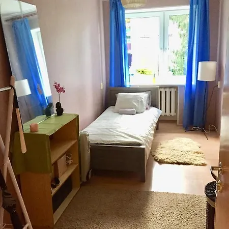 Cosy Flat Near National Reserve Loksa